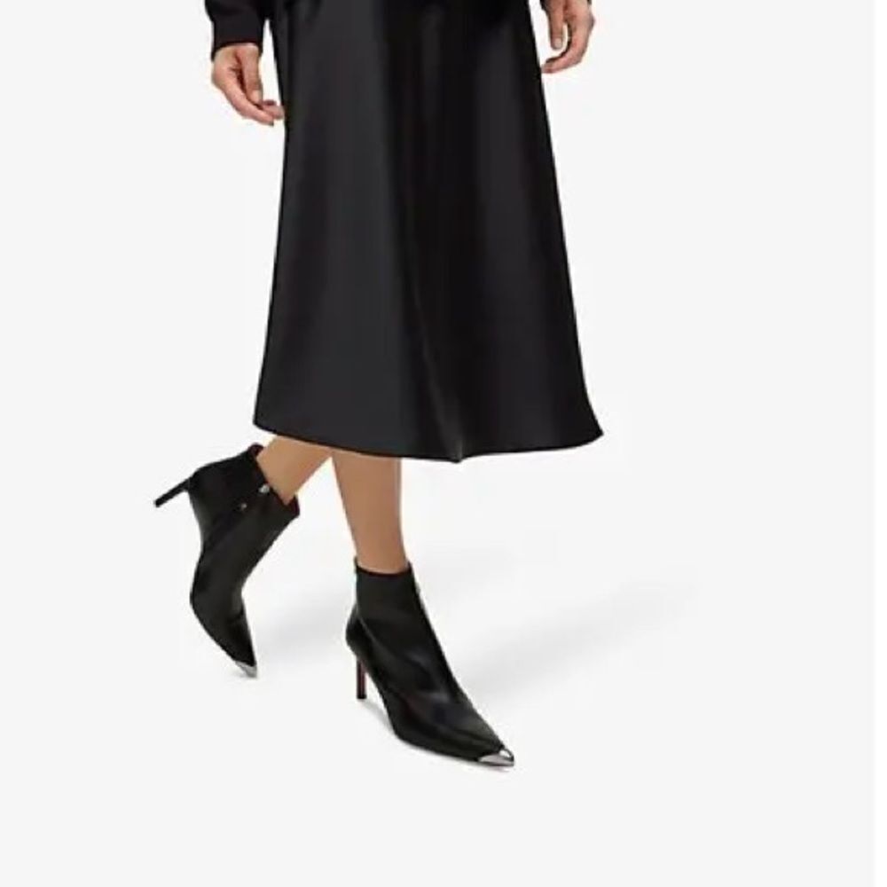 Hugo Boss Toe Cap Leather Heeled Boots 3